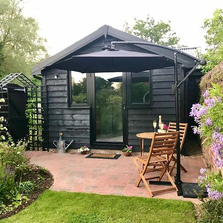 Melford Allotment Shed-Vintage Lodge Suffolk Long Melford Exterior foto